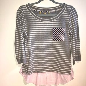 Little Yellow Button 3/4 Sleeve top